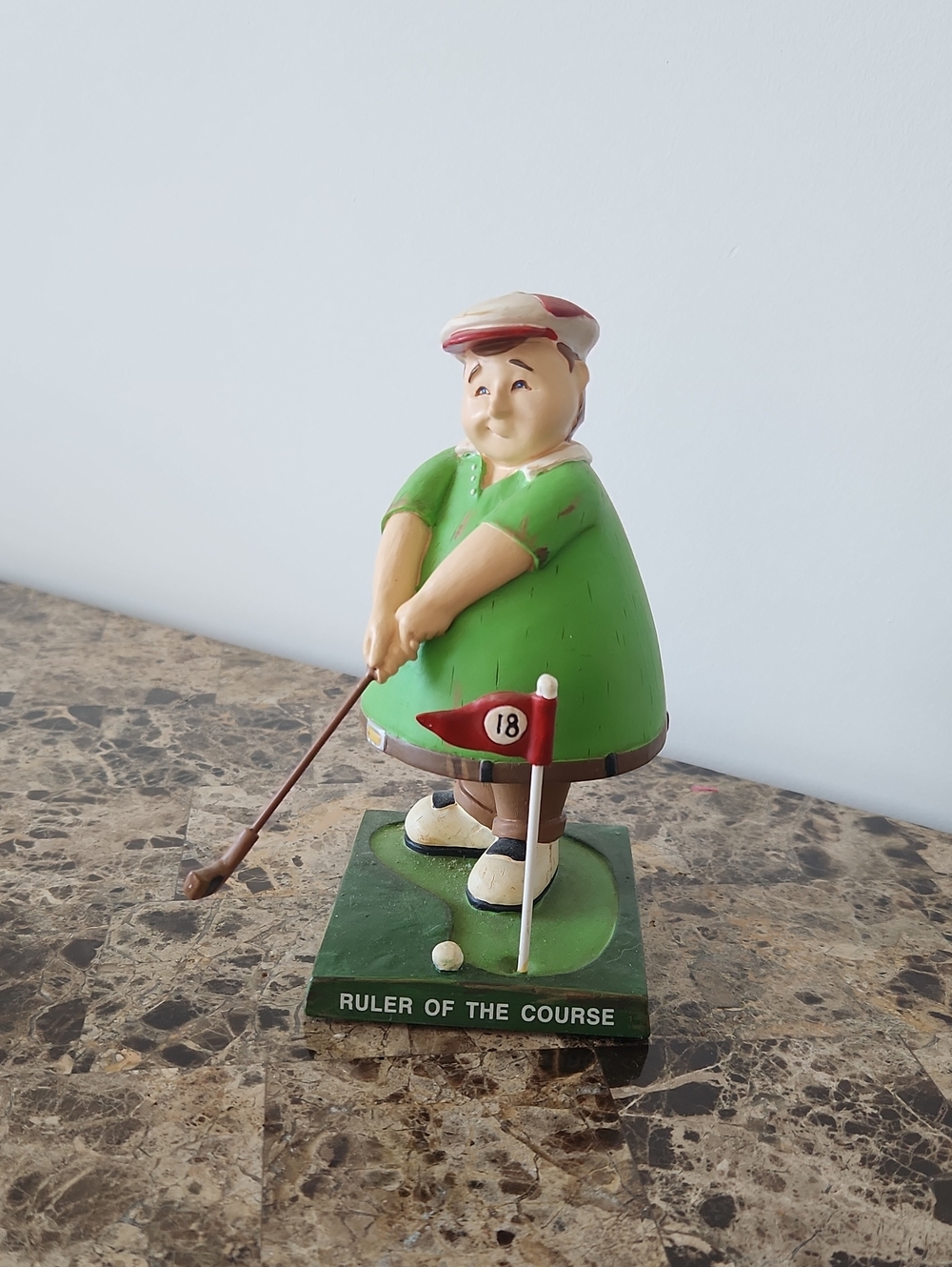 Bubble head. Green Golfer Figurine Collectible Toy - Ruler of the Course